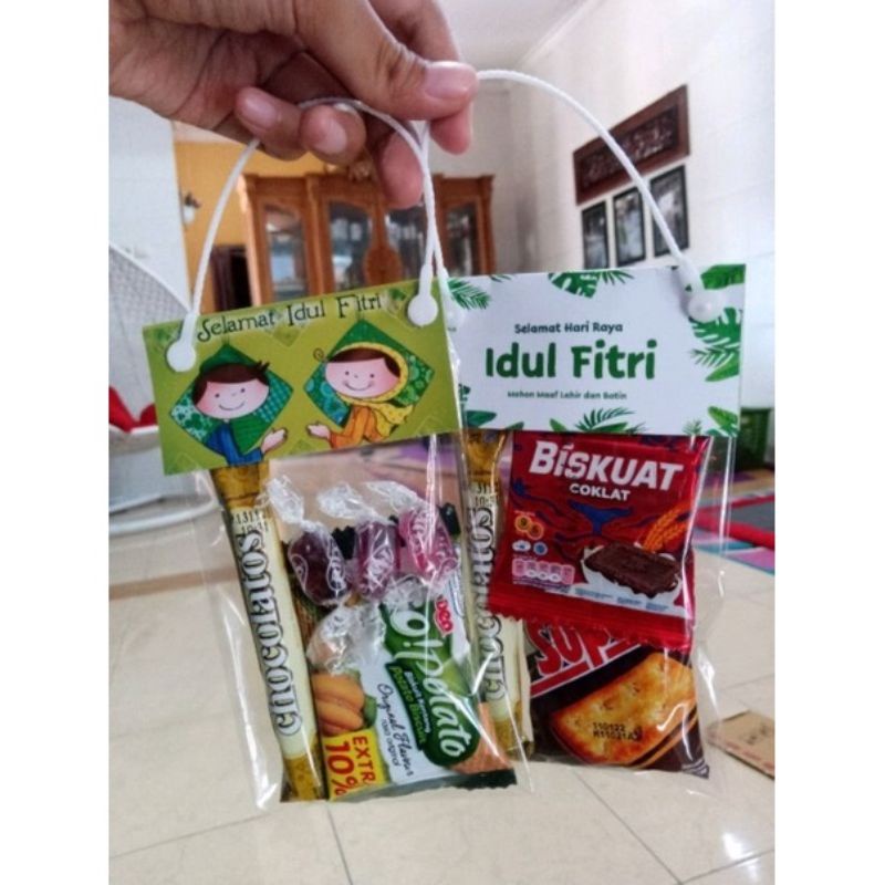 

BISA GOSEND plastik lebaran souvenir isi 10