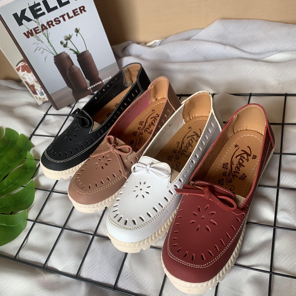 (TANPA KARDUS) SEPATU CEWEK SLP.12 3 SEMI KULIT SINTETIS TERLARIS FLAT SHOES WANITA PEREMPUAN Sandal Slop Slip On Wanita Sandal Cewek  SLIP ON WANITA TERBARU KEKINIAN FLATSHOES KOREAN STYLE SEPATU CEWEK SLIPON FLAT SHOES CASUAL SANTAI  RAMADHAN SALE FLAT