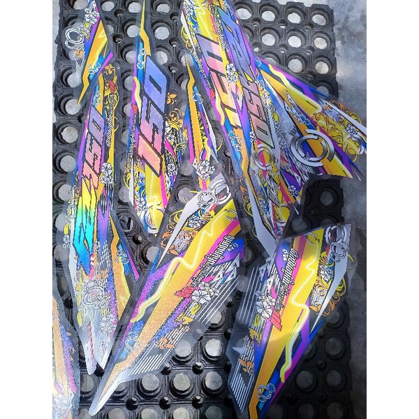 STRIPING Vixion NEW, TRANSPARAN FONT HOLOGRAM