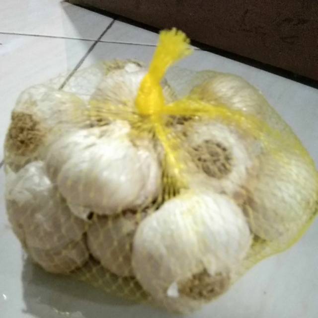 

Bawang putih 1/2 kg