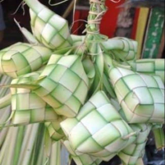 

Daun kelapa / kulit ketupat 10pcs