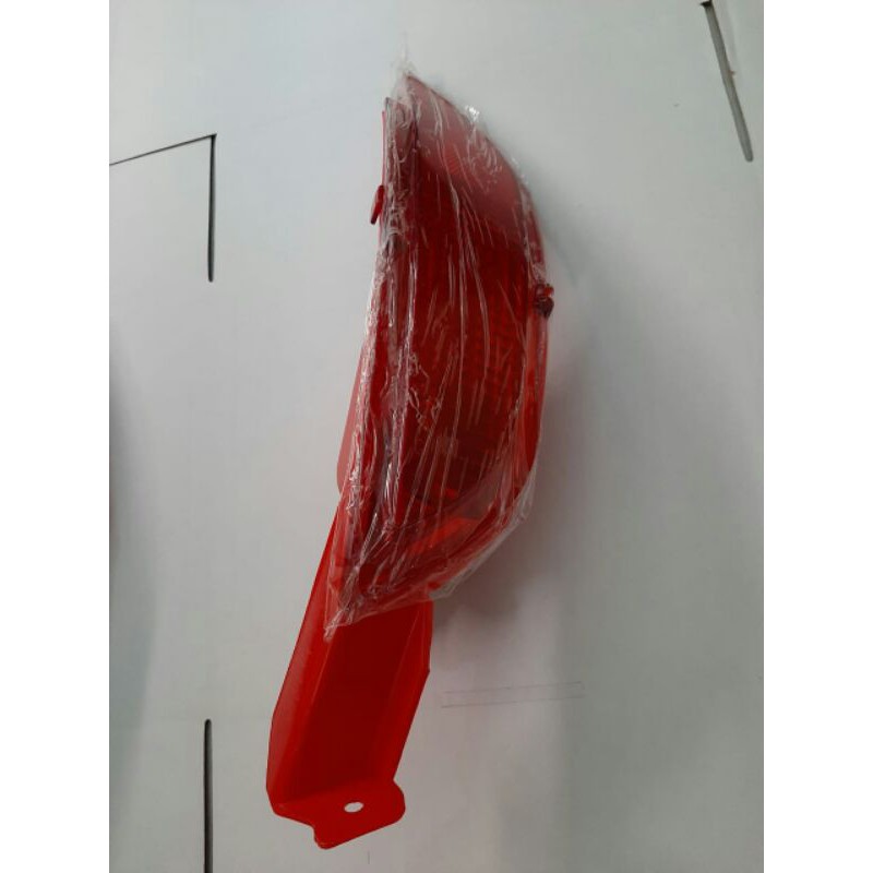 lampu belakang mata kucing kanan ford fiesta.