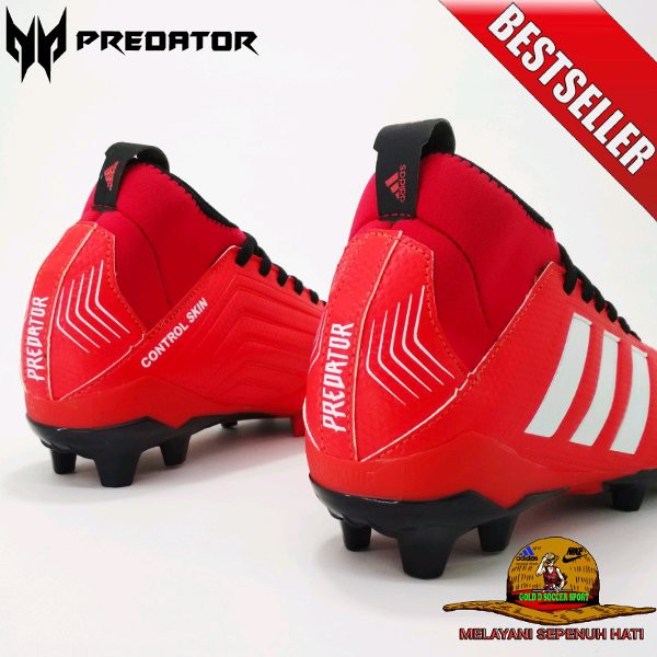 Sepatu bola adidas  Predator
