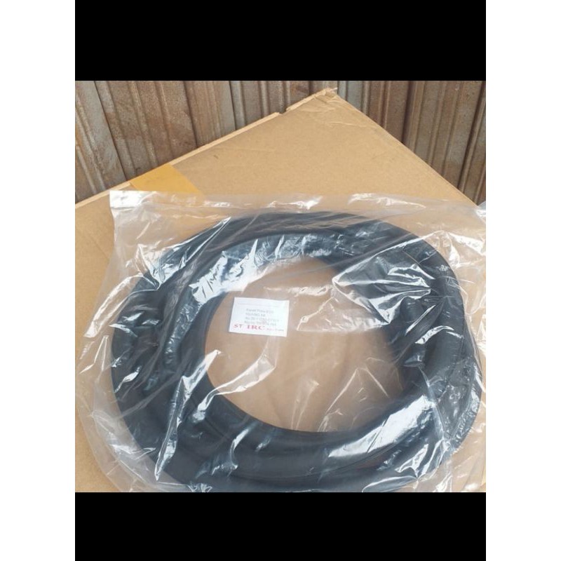 karet balon pintu depan kijang super-grand