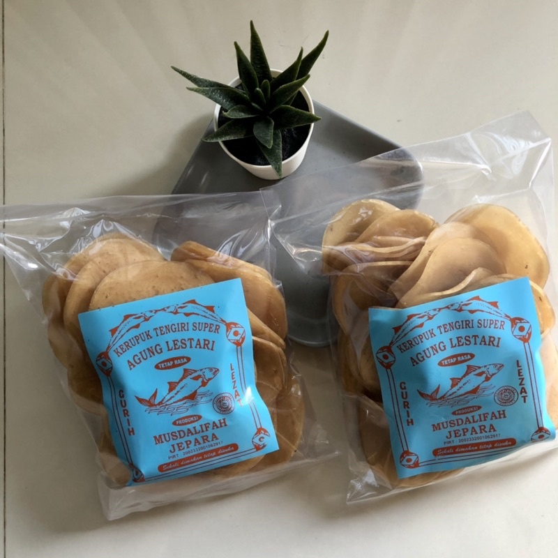 

Kerupuk Tengiri Musdalifah Biru 250g