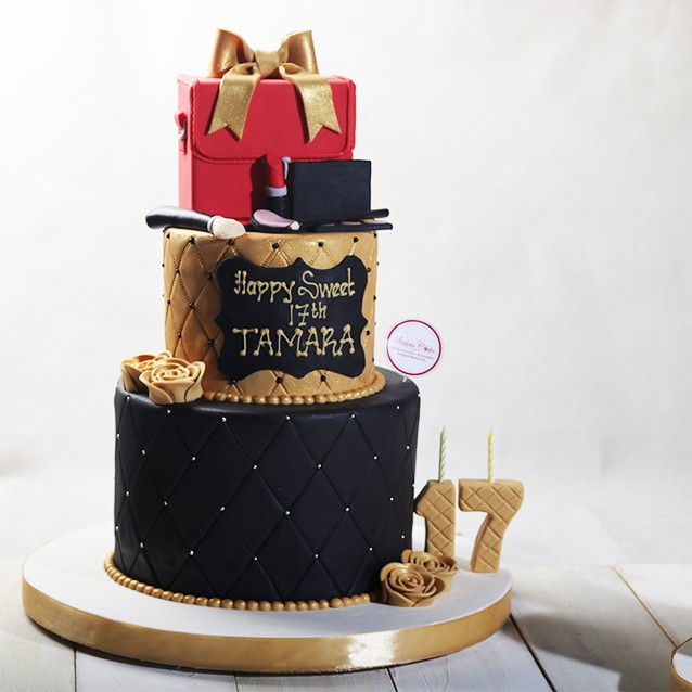 

2 Layers Cake / Kue Ulang Tahun / MOHON BACA KETERANGAN