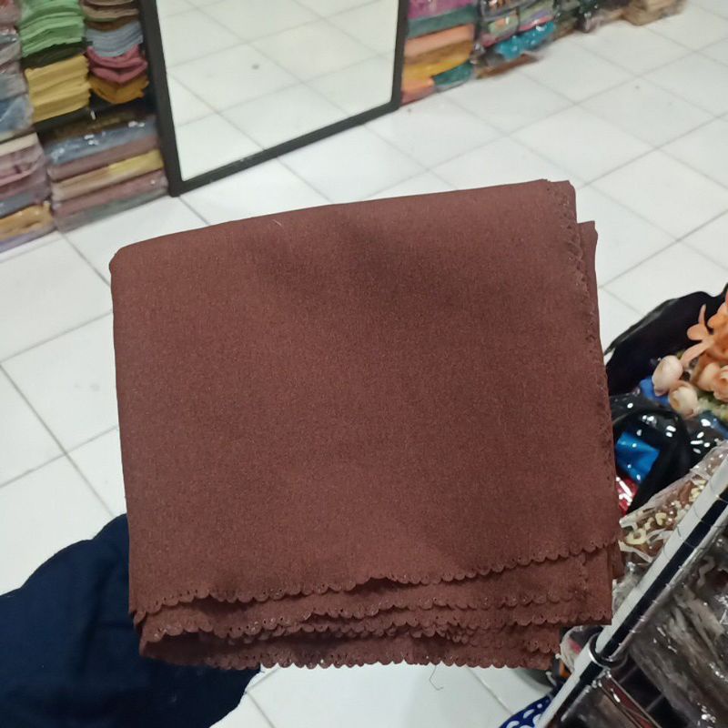 [ COD ] JILBAB SYAR'I AZZAHRA SEGIEMPAT DIAMOND LASERCUT JUMBO 130x130-coklat tua