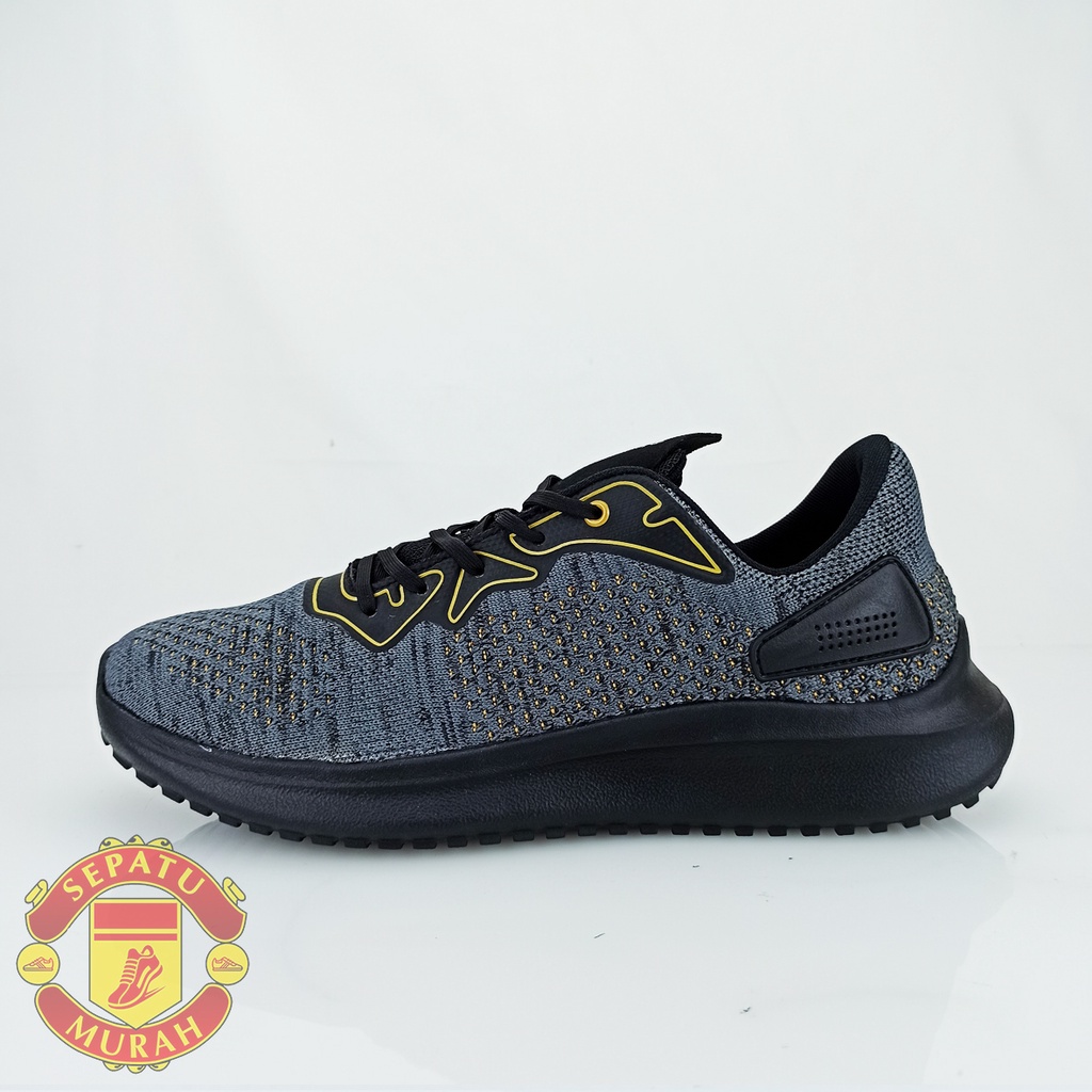 Ardiles Men Star Road Sepatu Lari - Hitam/Emas