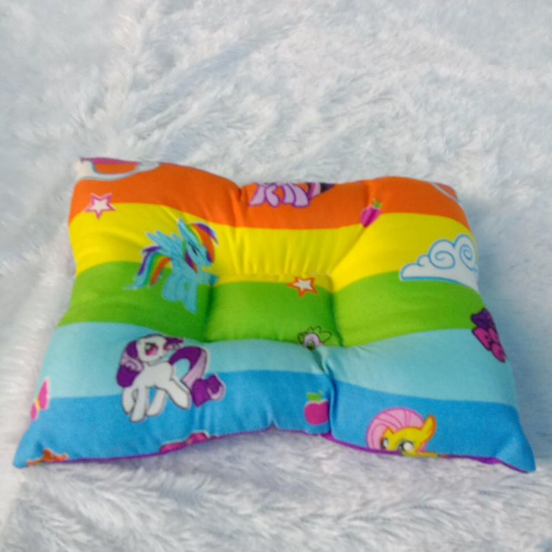 Bantal bayi anti peyang/Bantal bayi karakter lucu