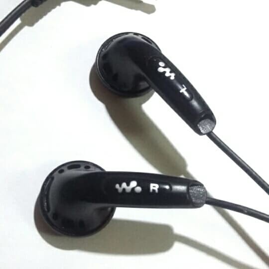 earbud headset walkman SONY E0Z1 original