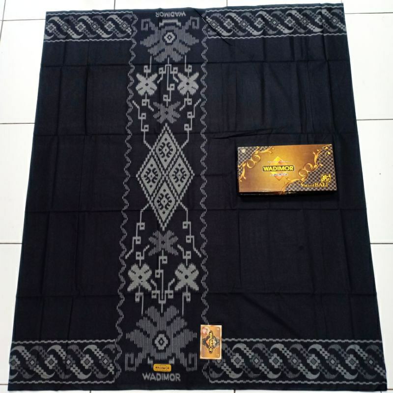 Sarung Wadimor Motif Bali 555 Hitam Serangam Warna Sarung Pria Tenun Songket Batik Premum Dewasa Cowok Sarung Seragam Hitam