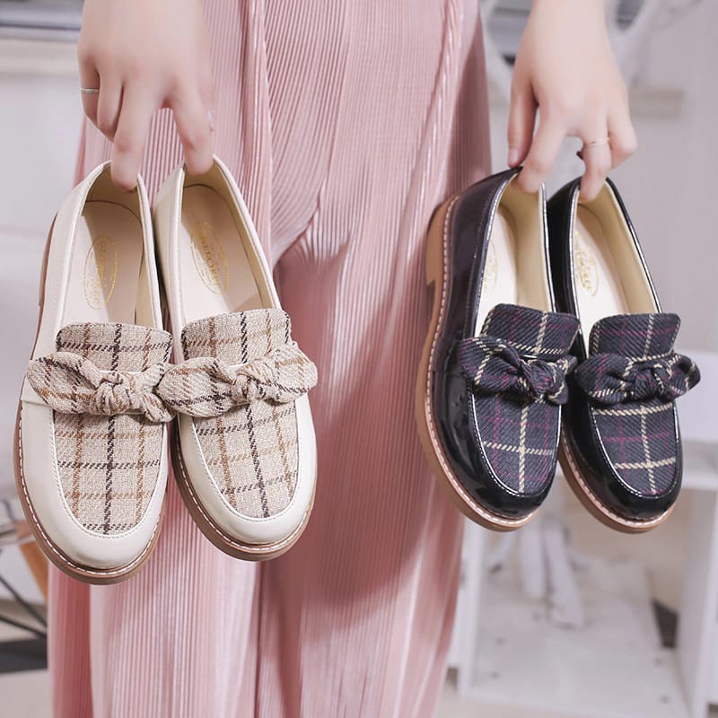 Sepatu Wanita Style Wedges Pita Batik Premium RS 007