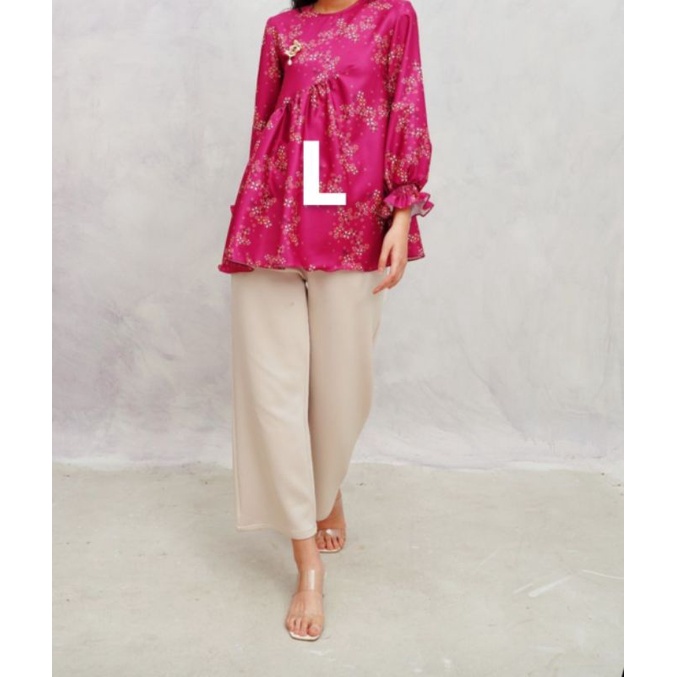 BELLA BLOUSE (RASPBERRY L) BY WEARING KLAMBY WK