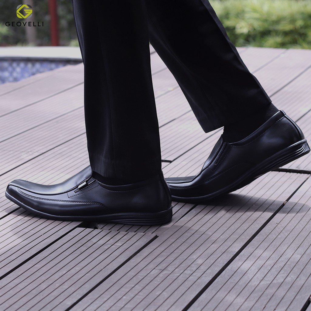 Sepatu Pantofel Pria Hitam Formal Kerja Leather Swedian Premium