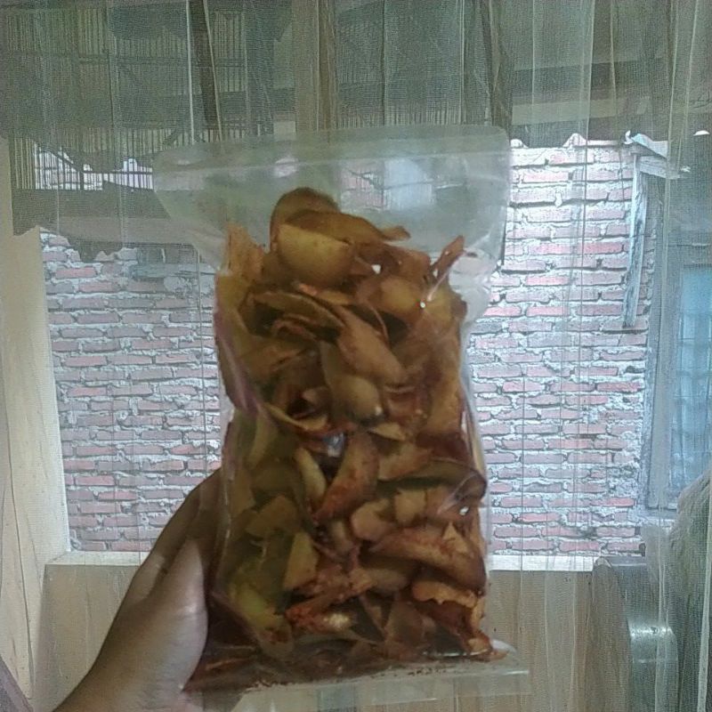 

KRIPIK PEDAS ANTI GALAU!!