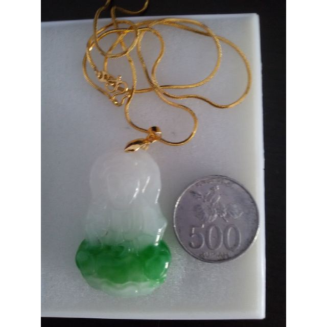 Liontin Giko Dewi Kwan Im