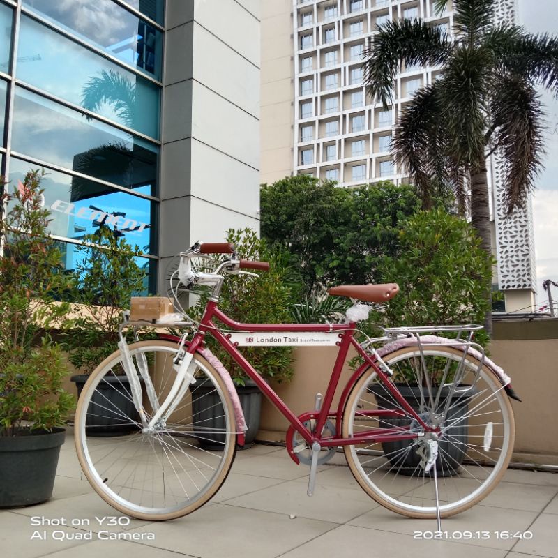 Sepeda London Taxi 700M