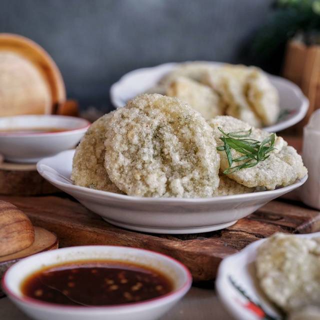 

Cireng Bumbu Rujak