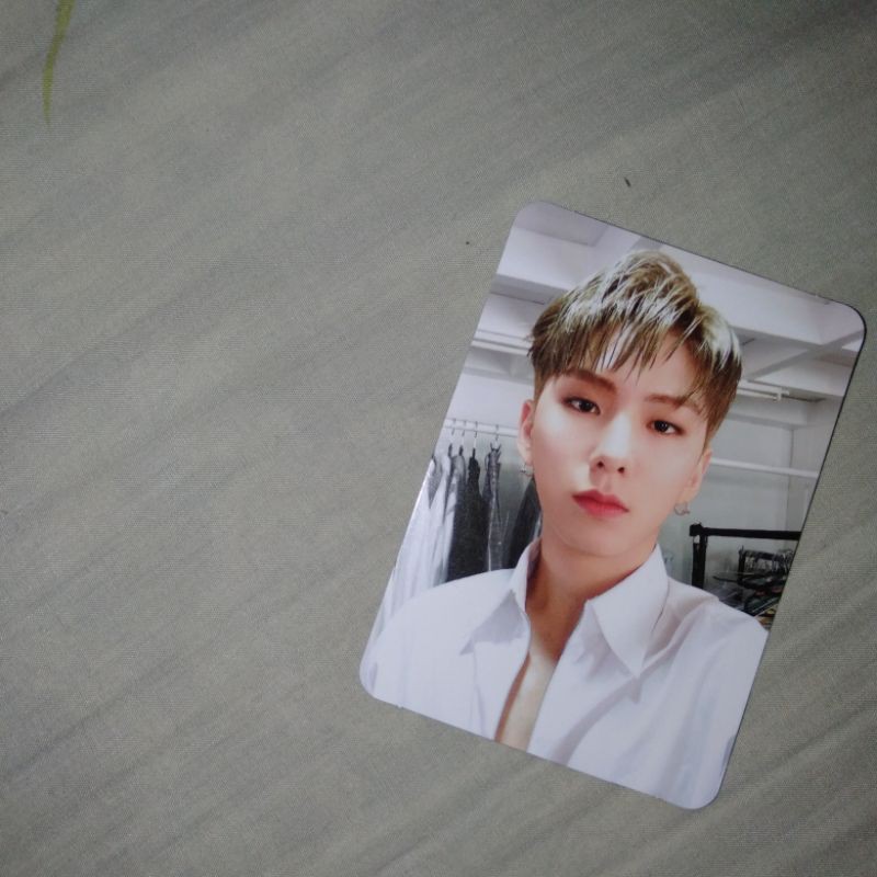 Kihyun Fatal Love Photocard