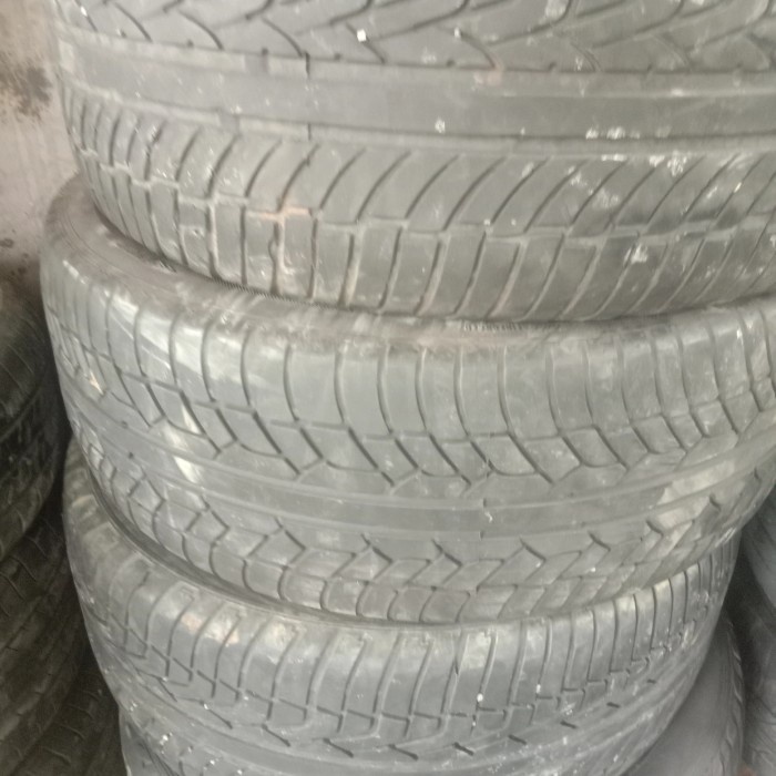 BAN MOBIL SECOUND 255/45 R19 BAN TUBELES BERKUALITAS
