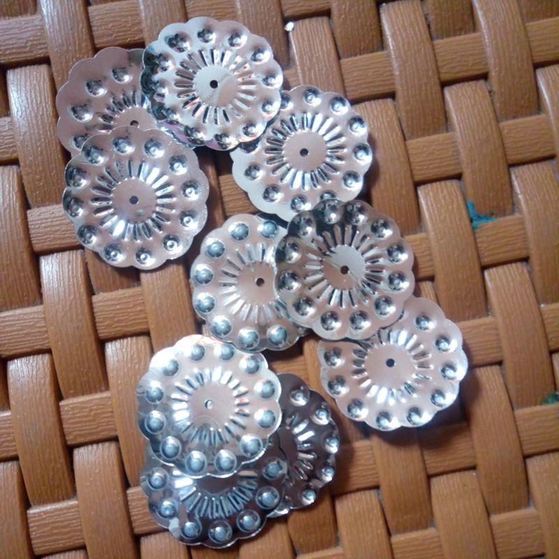 Payet manik gold and silver