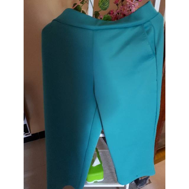 Preloved celana panjang scuba jumbo