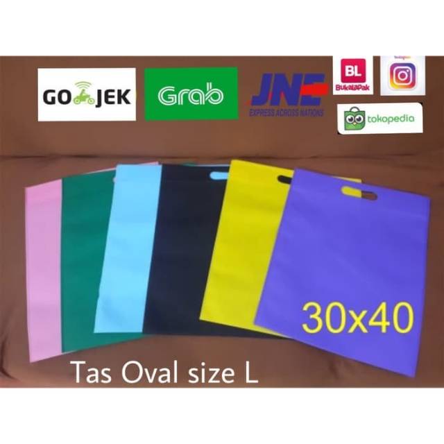 

MINIMAL 20 PCS / Spunbond oval 30 x 40/ Tas Kain Tas Oval Tas Spunbond Goodie Bag L Polos Besar Murah