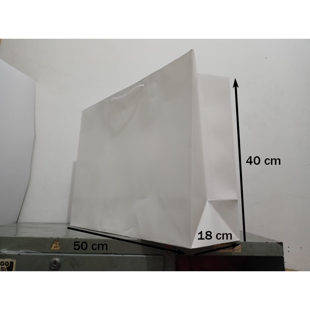 Paper Bag Ivory 210 gr - Talikur (Putih Polos) (ukuran: 50 x 18 x 40 )