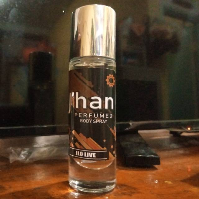 

PARFUM 30ml WANGI KUAT free 1 botol