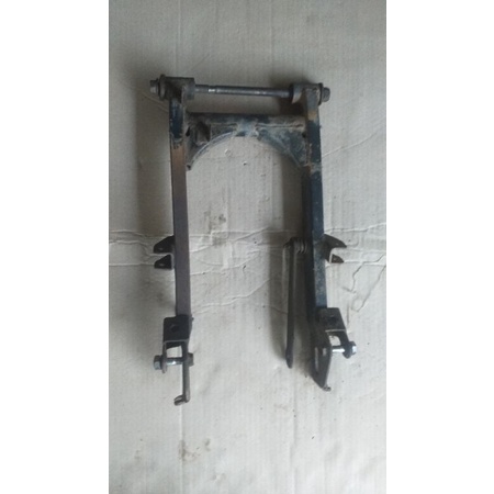 Swing arm supitan belakang yamaha alfa ORIGINAL