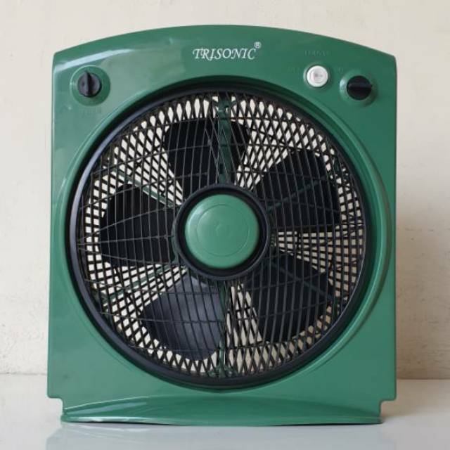 Kipas Angin Kotak 12 inch / Box Fan Trisonic T1208