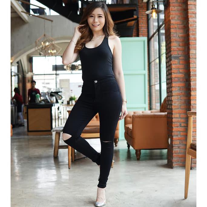 Celana Jeans Highwaist Wanita / HW Hitam Sobek Lutut / Ripped Knee - Size 34
