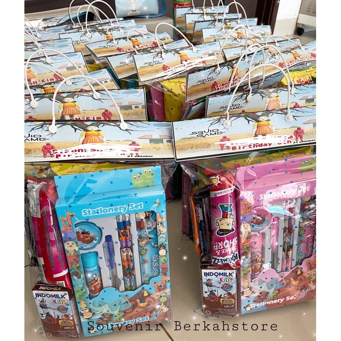 

Paket atk+snack ulang tahun kemasan nametag