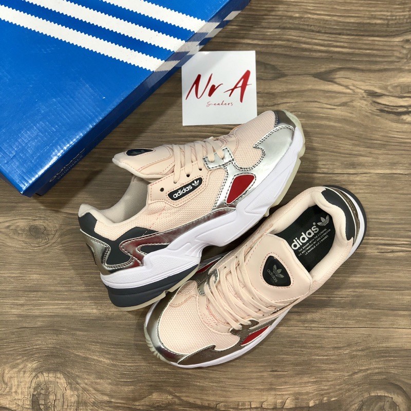 adidas falcon 9