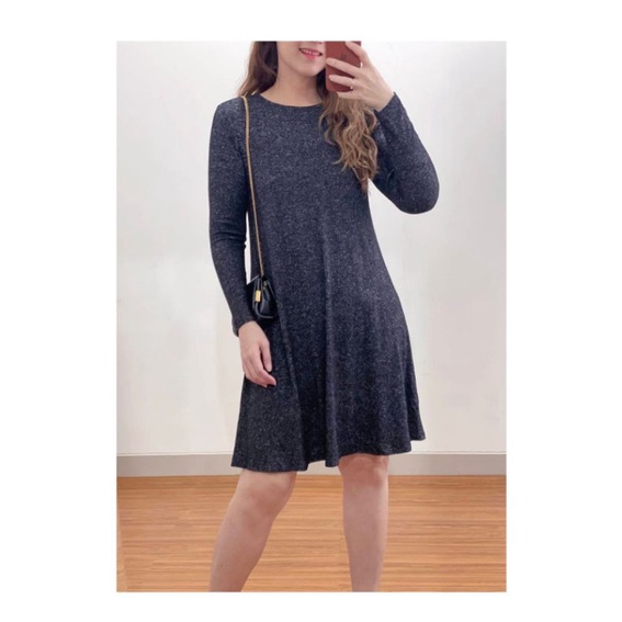 Old Ny black marled longsleeve swing dres