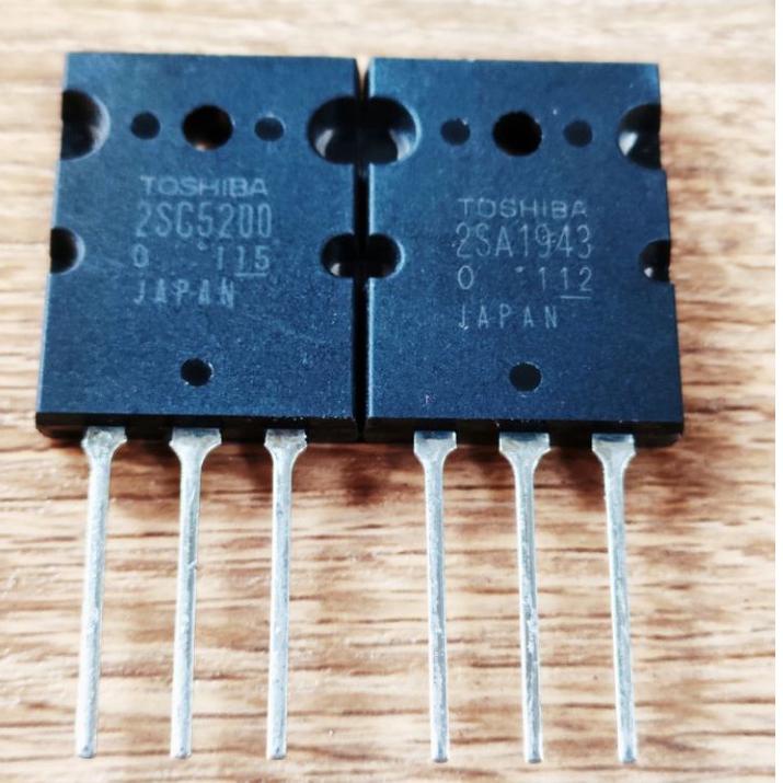 ㅝW Transistor TOSHIBA 2SA1943 2SC5200 A1943 C5200 JAPAN BAGUS HARGA TERMURAH 2696 ✯