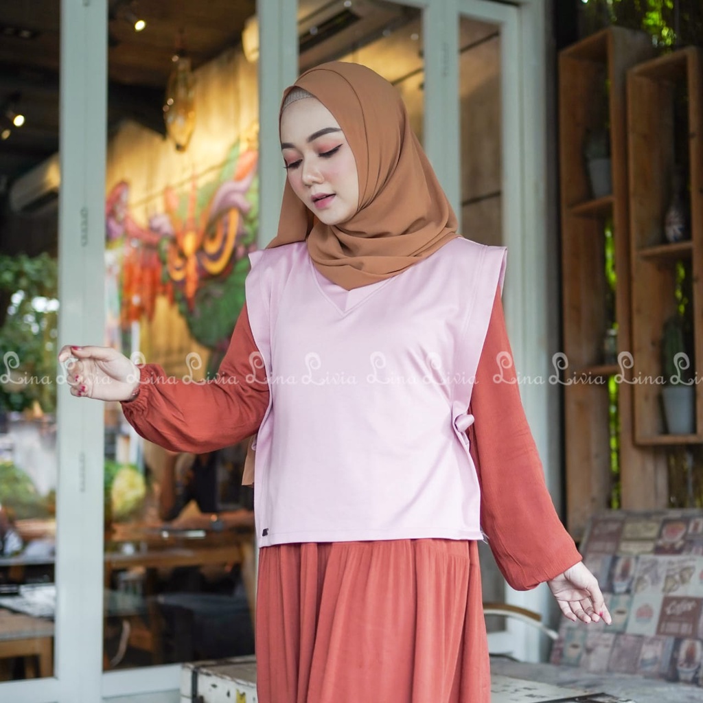 Lina Livia Hijab Vest Livia 2