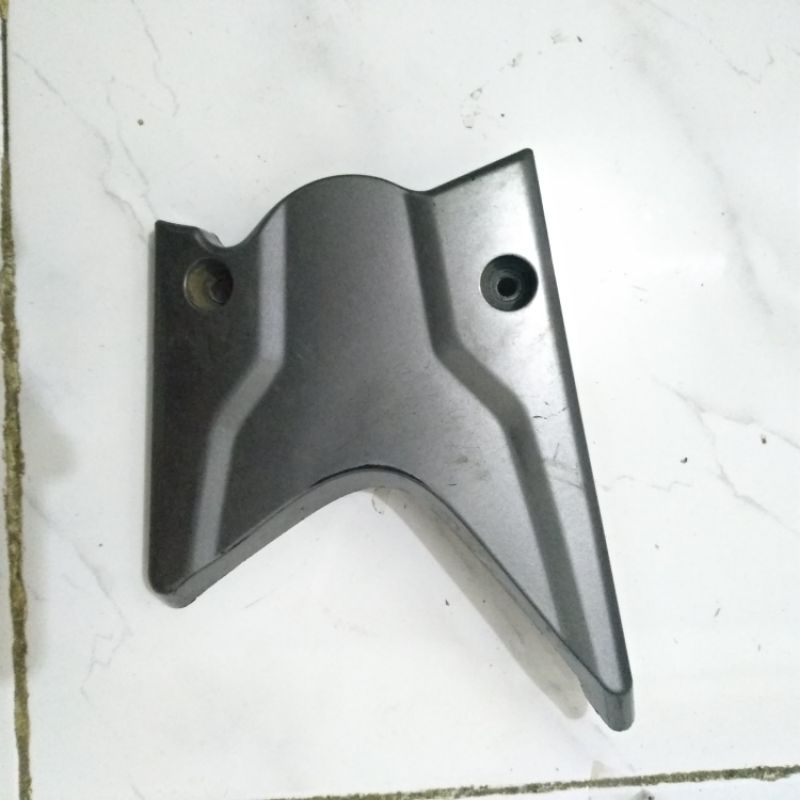 tutup gear depan yamaha jupiter z1