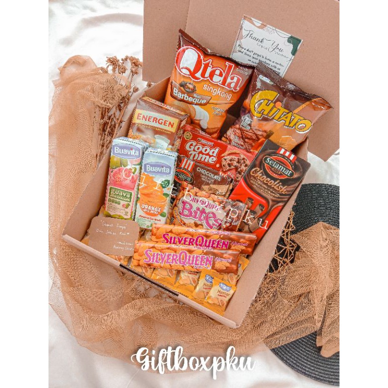 

PAKET SNACK BOX (1)