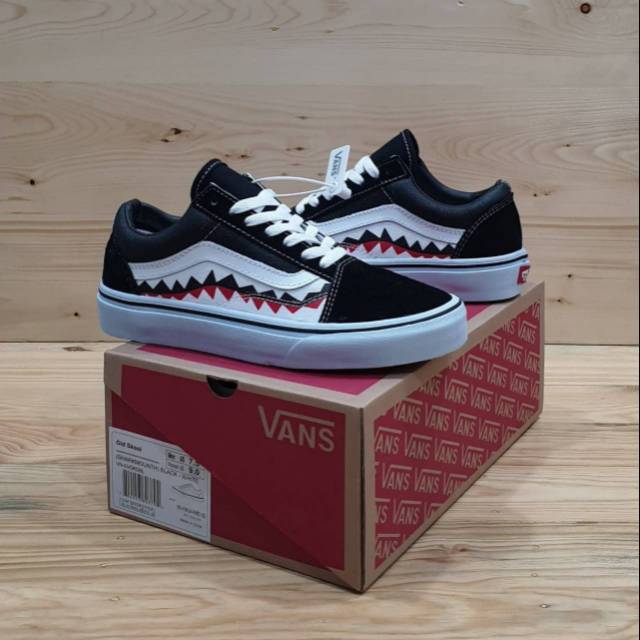 Vans oldskoll Sharkmounth Bw