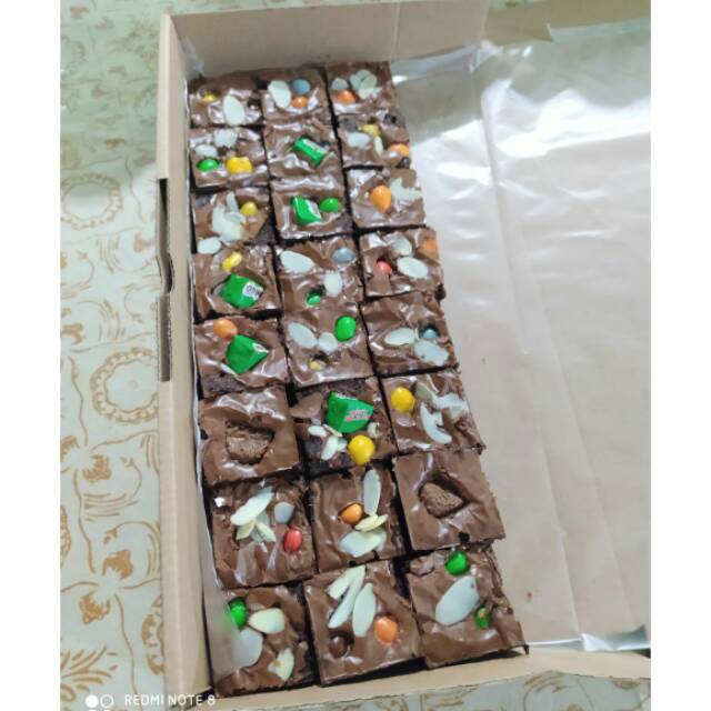 

Brownies Sekat Melted Brownies Potong Halal Homemade