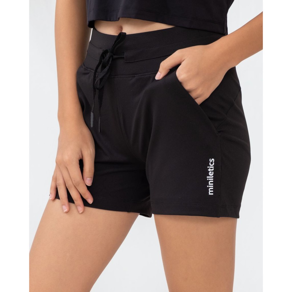 miniletics Last Stock - Versatile Tech High Rise Shorts Celana Pendek Olahraga Wanita