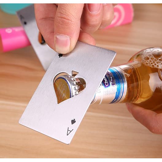 Kartu Pembuka Tutup Botol Logam Motif Kartu As