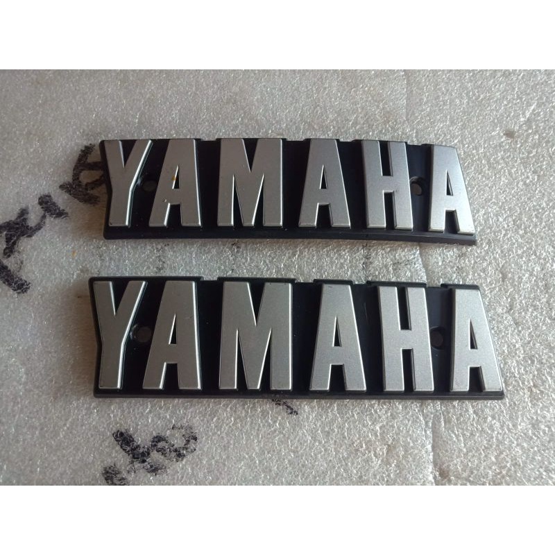 Emblem yamaha l2 super original baru