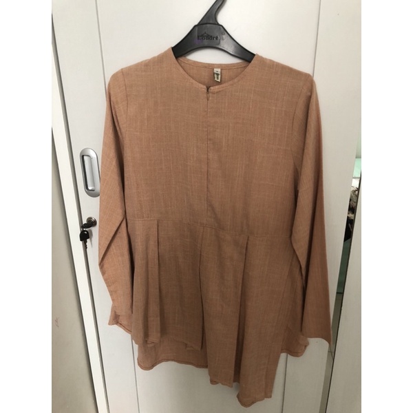 vanilla hijab blouse