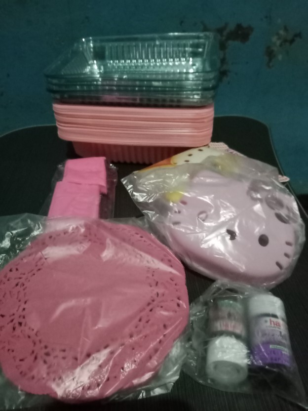 Mika Nasi Bento Kue Brownis Bronis Pink Dan Coklat Tua