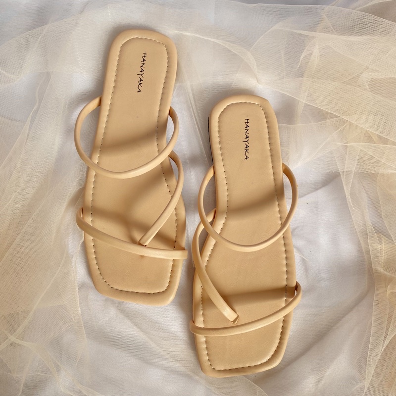 HANAYAKA Sandal Teplek Wanita Joan