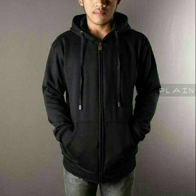 sweater pria warna hitam polos