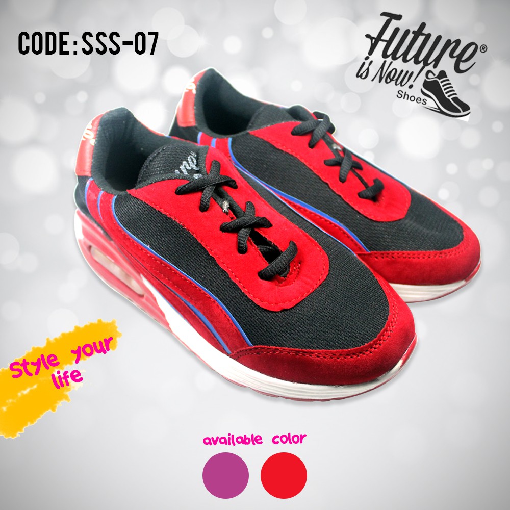 Sepatu Olahraga Wanita Future Is Now