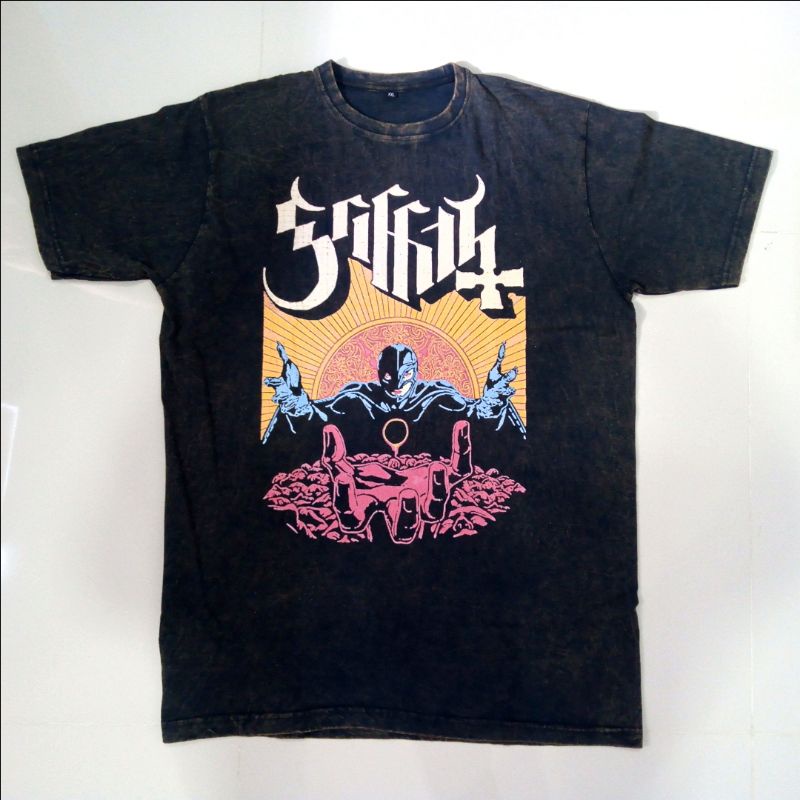 Berserk Griffith Anime Vintage Wash Tee/Kaos Anime Manga Berserk Griffith Vintage Wash Unisex/Kaos A